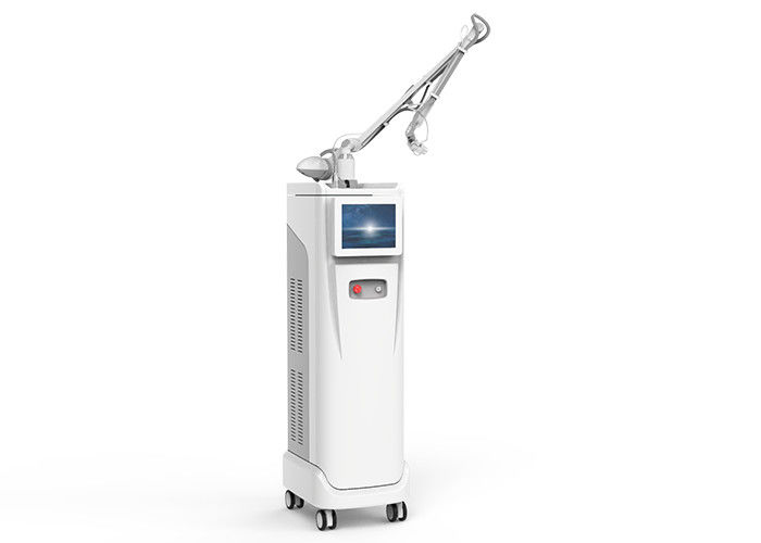 Tần số vô tuyến Laser CO2 phân đoạn 3 trong 1 RF 10600nm AC 220 V / 110 V 10A